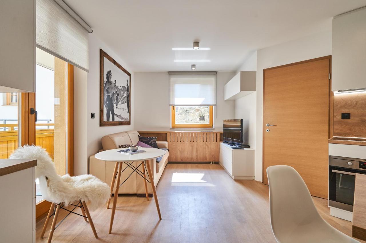 Cozy Apartment In The Heart Of Kranjska Gora Esterno foto