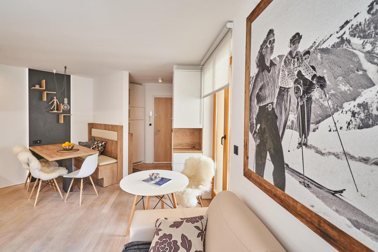 Cozy Apartment In The Heart Of Kranjska Gora Esterno foto